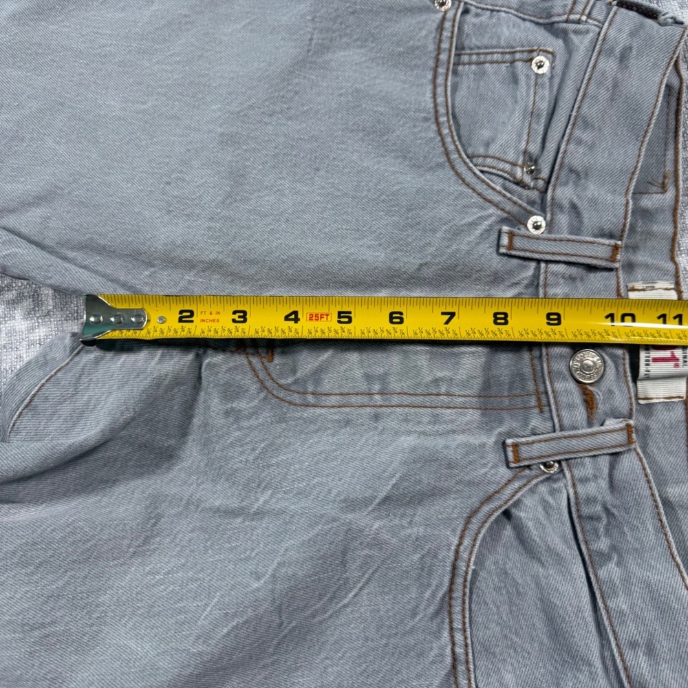 Levi's 501 Original Straight Leg Jeans Mens 30x30 Light Gray Button Fly Classic - Picture 3 of 8